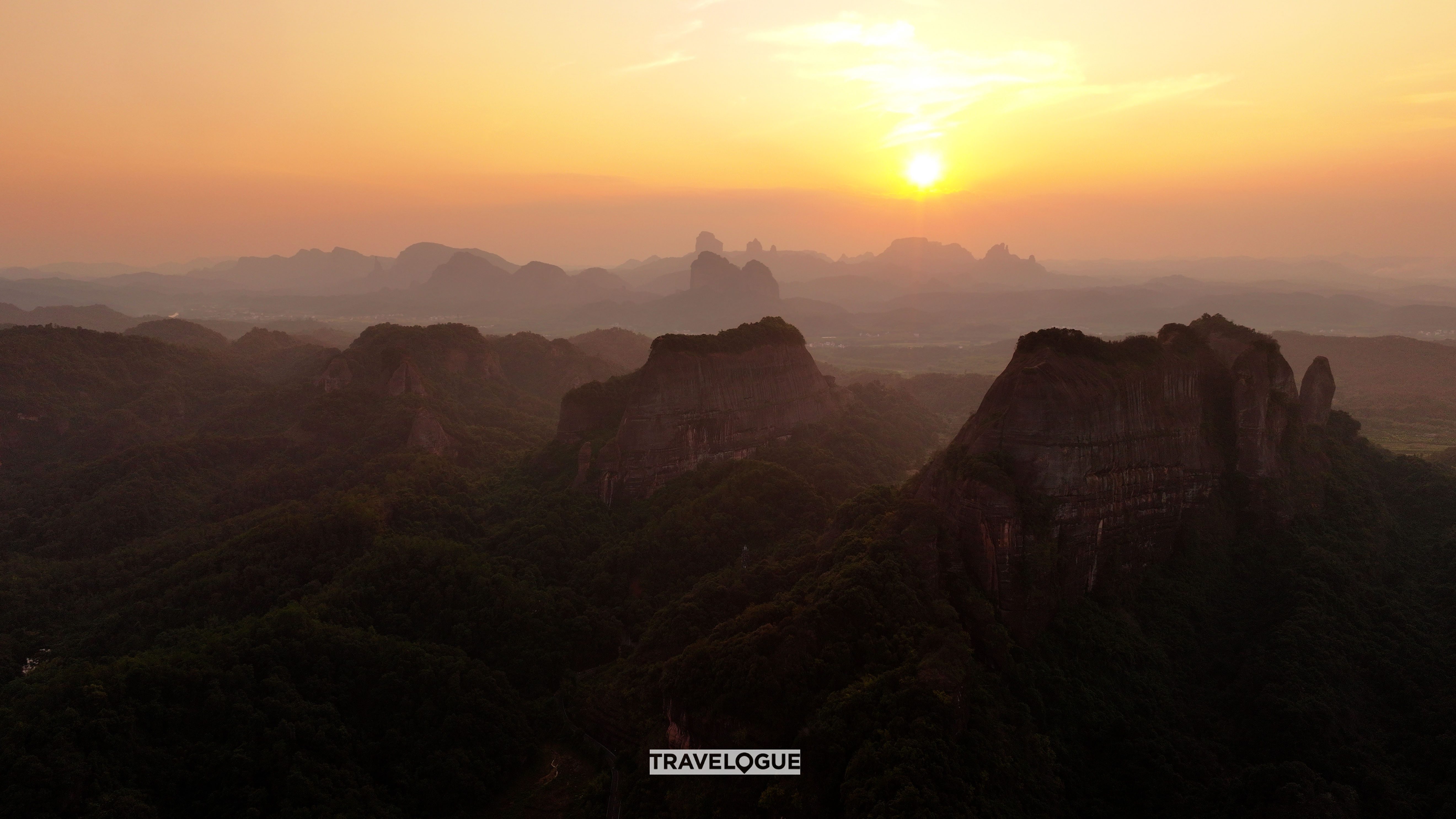Bentang lahan Danxia Shaoguan