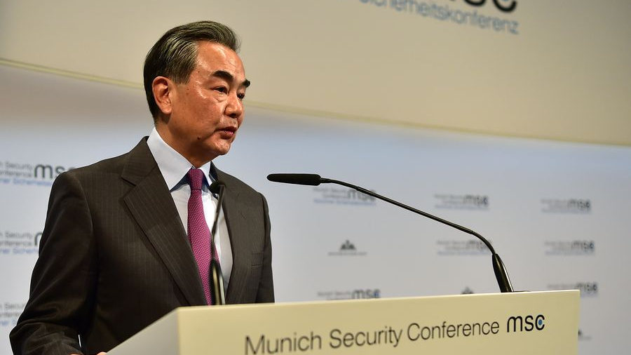 Dalam pidatonya Wang Yi menyatakan demi dunia yang lebih aman kita semuanya harus berpegang teguh  dan menghormai keutuhan kedaulatan dan wilayah setiap negara
