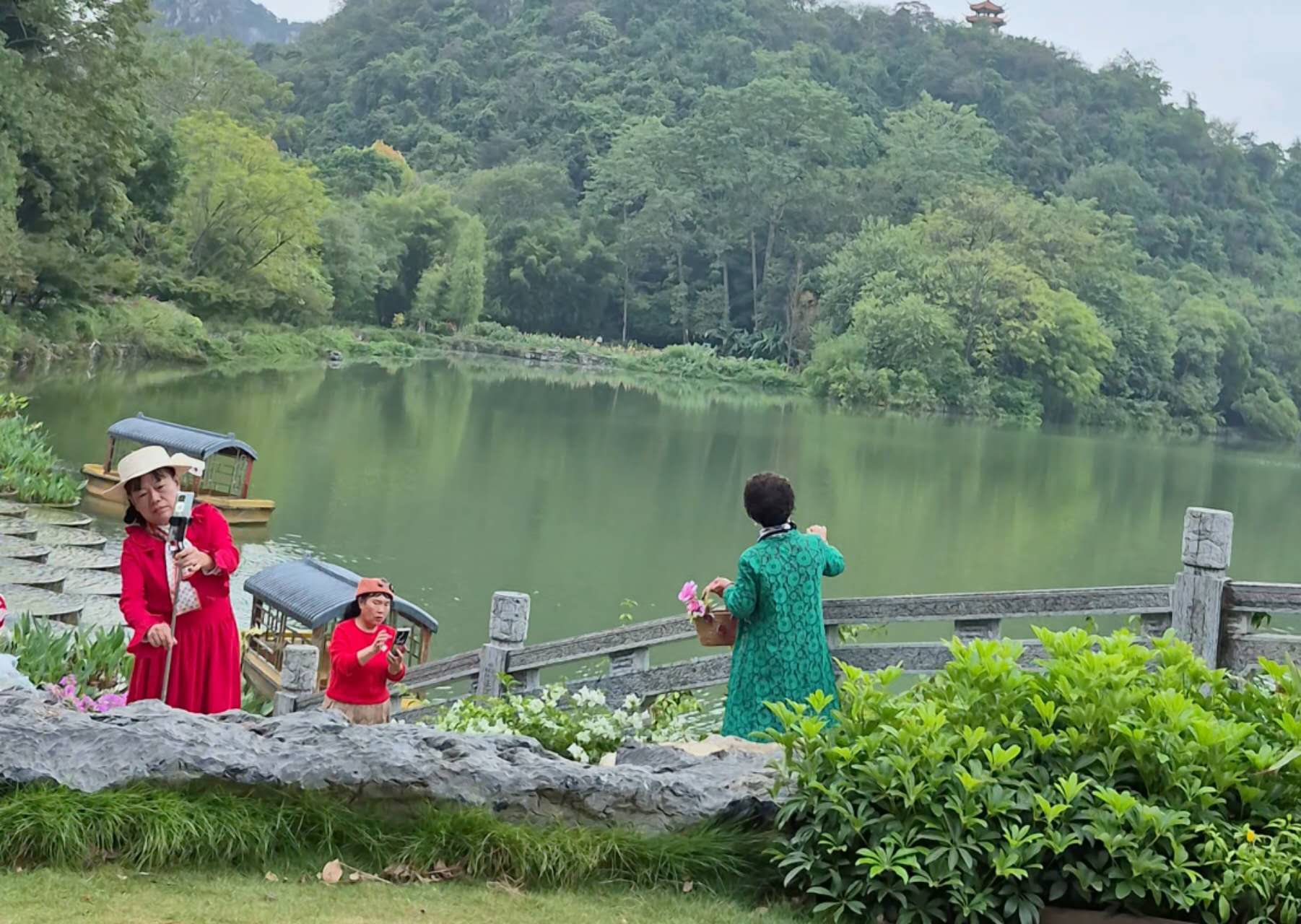 Menemukan Ketenteraman di Taman Longtan: Harmoni Alam dan Kehidupan di Jantung Liuzhou