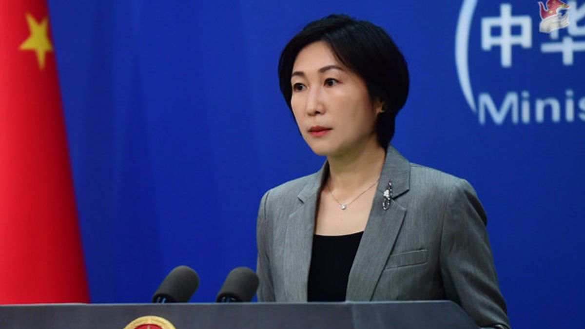 Tiongkok menyatakan keprihatinan serius atas tindakan Jepang yang diam-diam main curang dalam masalah sejarah dan teritorial melalui pengesahan buku pelajaran Tiongkok sudah mengajukan teguran tegas kepada pihak Jepang