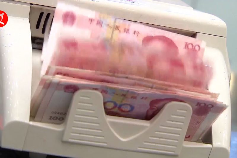 People&#039;s Bank of China (PBOC) mengumumkan pinjaman baru berdenominasi yuan di Tiogkok mencapai 49 triliun yuan (US$72182 miliar) pada Januari 2023