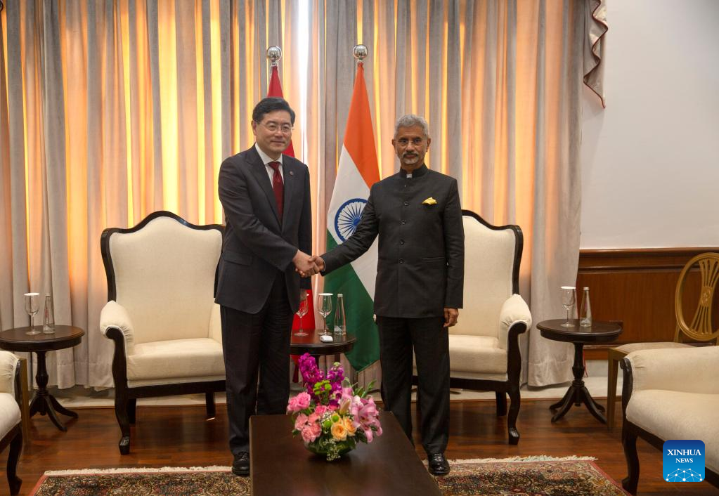Menteri Luar Negeri Tiongkok Qin Gang bertemu dengan Menteri Luar Negeri India Subrahmanyam Jaishankar