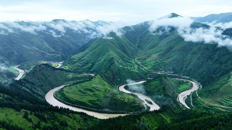 Tanggal 22 Maret adalah Hari Air Sedunia Propinsi Qinghai di bagian baratlaut Tiongkok terletak di pedalaman Daratan Tinggi Qinghai-Tibet
